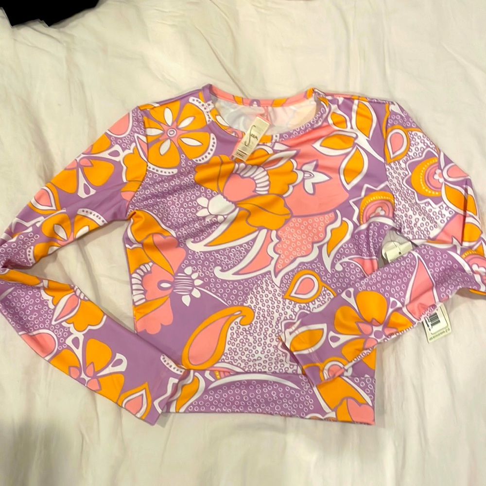 Rash guard top
